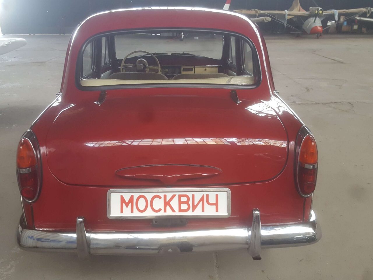 Moskvich-407